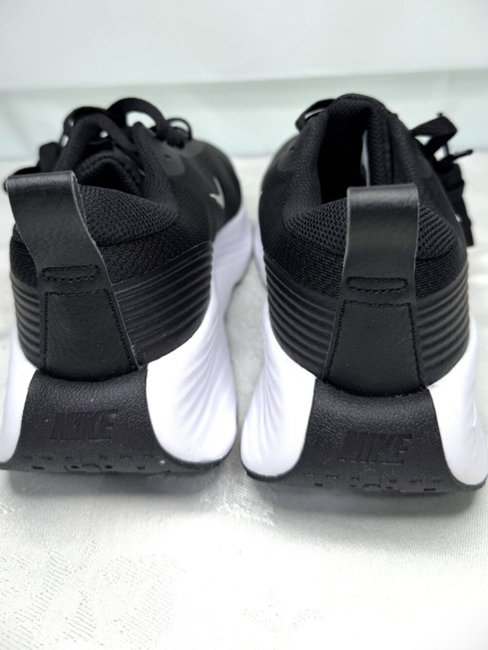 Nike Promina Black/White Running shoes FV5285-002 Men's Sz 7 / Women's Size 8.5 - Picture 8 of 9